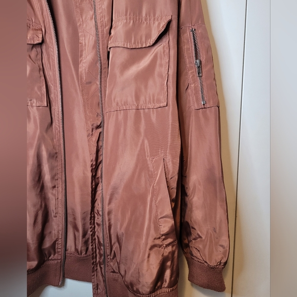 Forever 21 Rose Gold Satin Jacket - Picture 4 of 4